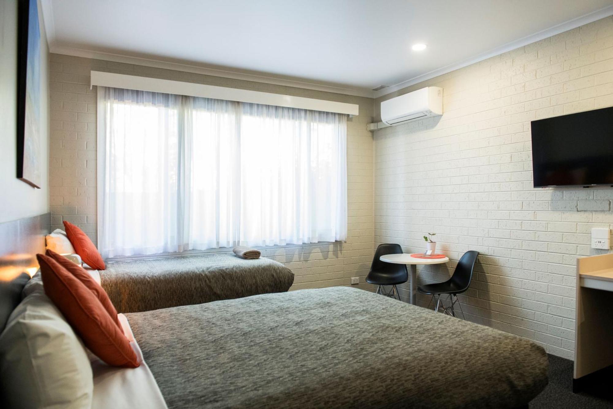 Central Deborah Motel Bendigo Esterno foto