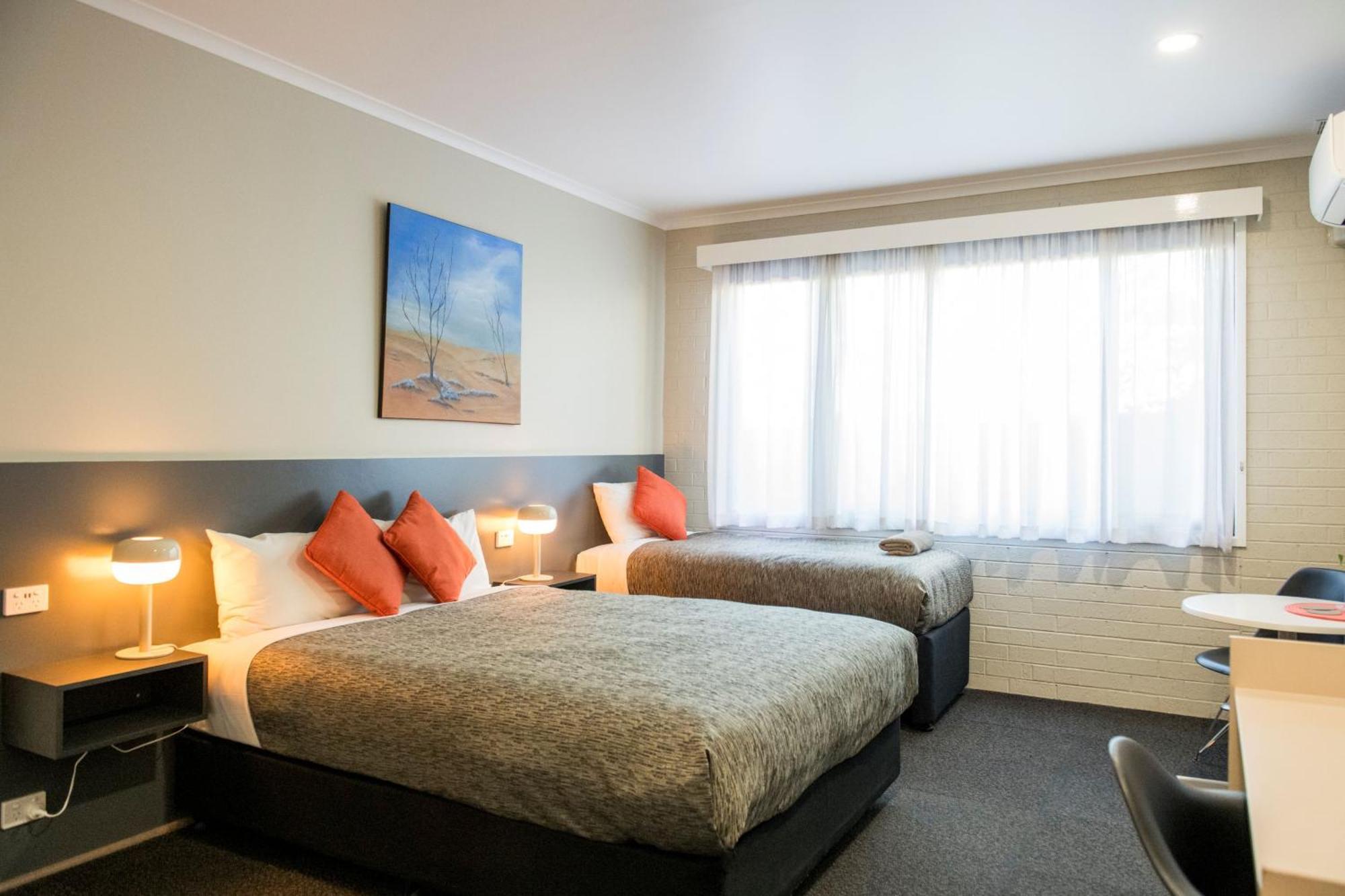 Central Deborah Motel Bendigo Esterno foto