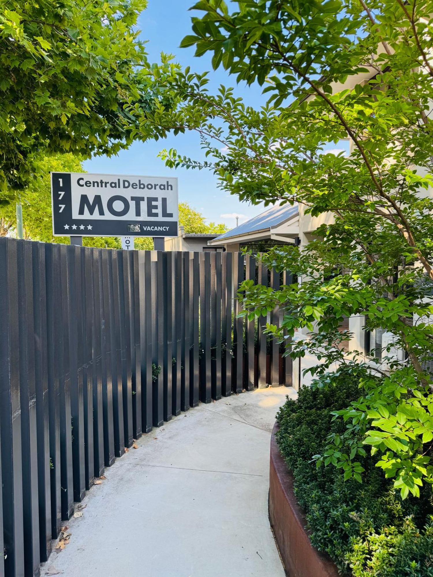 Central Deborah Motel Bendigo Esterno foto