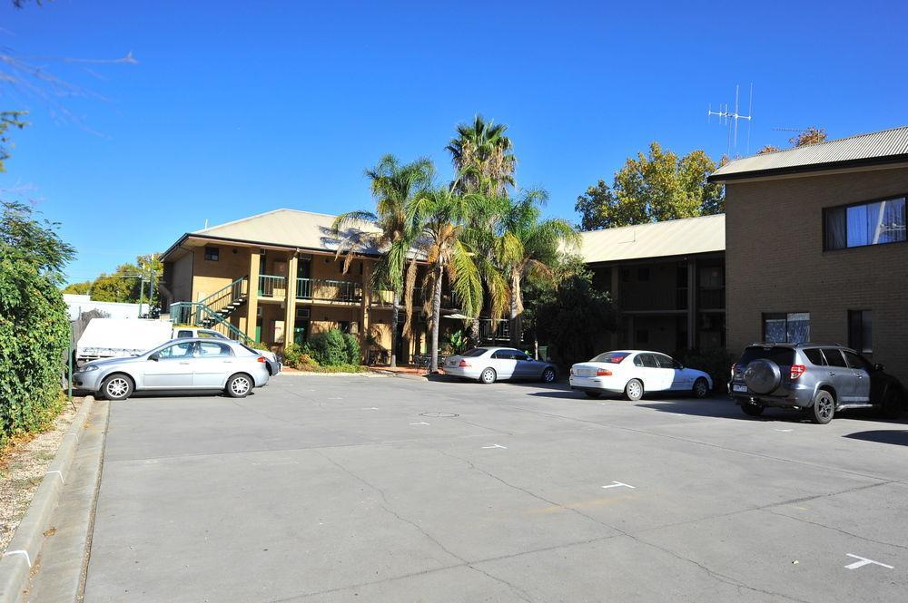 Central Deborah Motel Bendigo Esterno foto