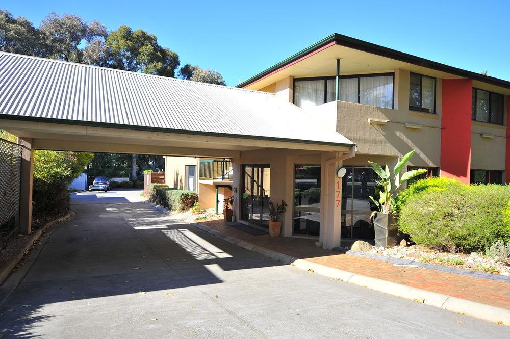 Central Deborah Motel Bendigo Esterno foto